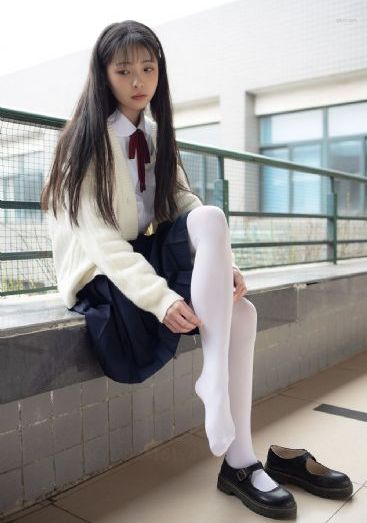 漂亮的邻居2在线观看
