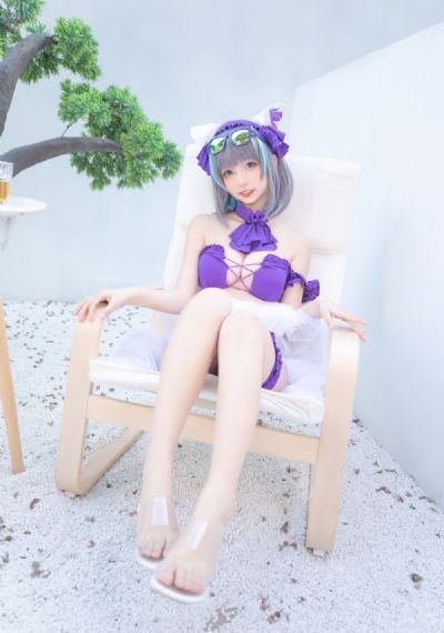 日本熟妇丰满大白屁毛片